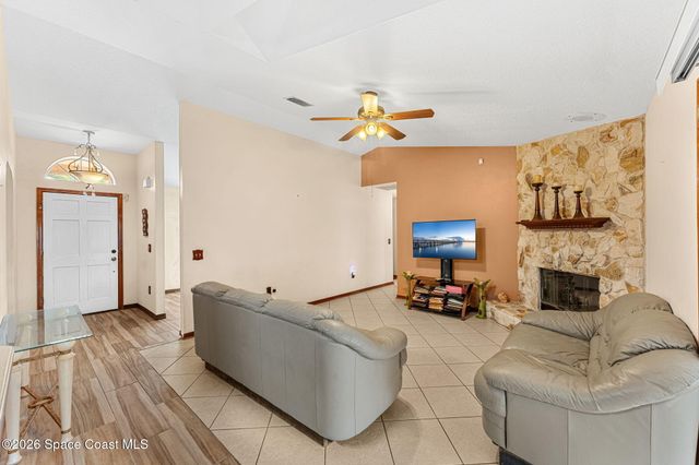 597 Balcom Terrace SE, Palm Bay, FL 32909