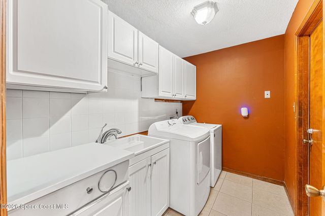 597 Balcom Terrace SE, Palm Bay, FL 32909