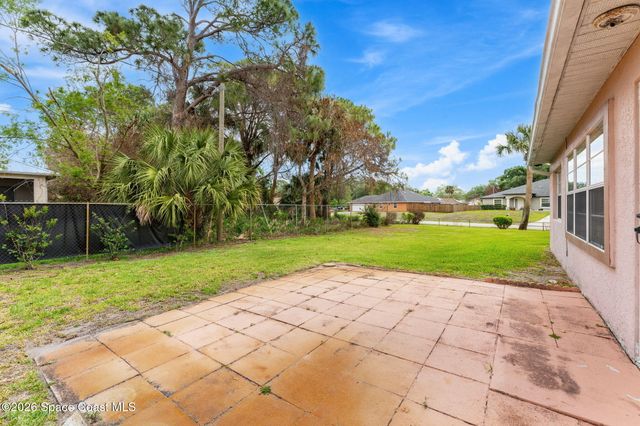 597 Balcom Terrace SE, Palm Bay, FL 32909