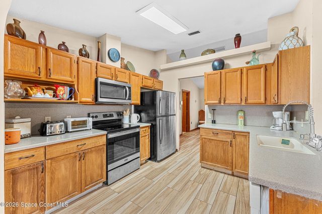 597 Balcom Terrace SE, Palm Bay, FL 32909