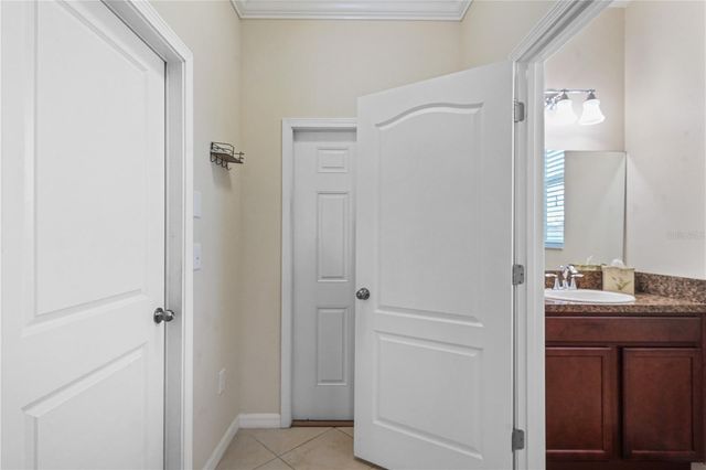 6433 TORRINGTON CIRCLE, Lakeland, FL 33811