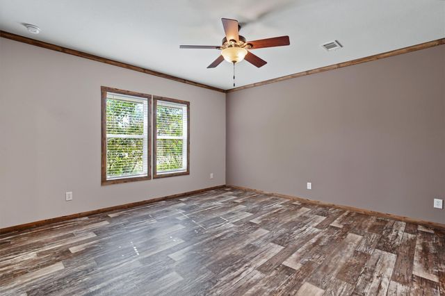 546 5th Street, Dickinson, TX 77539