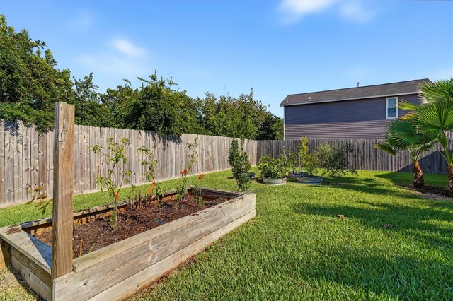 546 5th Street, Dickinson, TX 77539