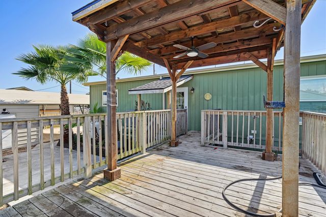 546 5th Street, Dickinson, TX 77539