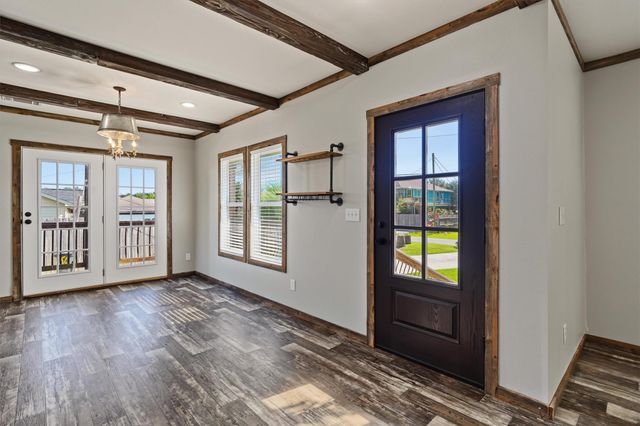 546 5th Street, Dickinson, TX 77539