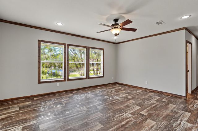 546 5th Street, Dickinson, TX 77539
