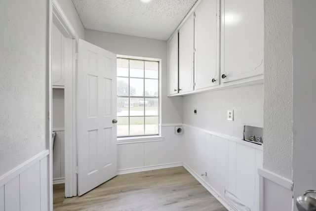 419 Allen Drive, Justin, TX 76247