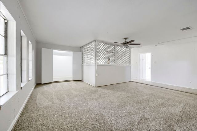 419 Allen Drive, Justin, TX 76247