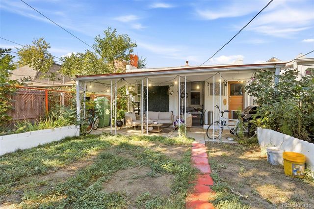 324 S Logan Street, Denver, CO 80209