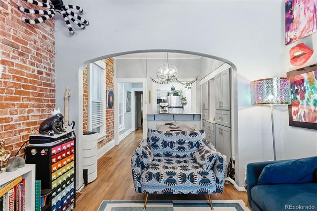 324 S Logan Street, Denver, CO 80209