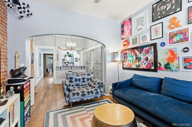 324 S Logan Street, Denver, CO 80209