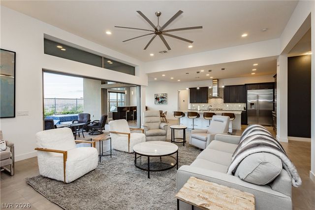 6710 Azimuth Court, Las Vegas, NV 89135