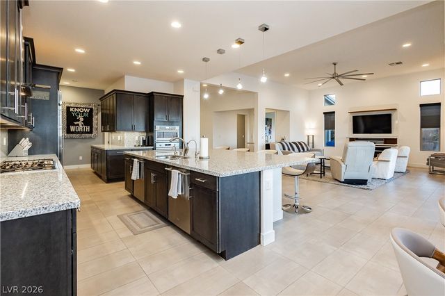 6710 Azimuth Court, Las Vegas, NV 89135