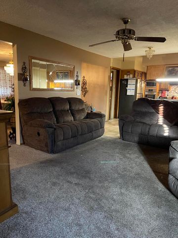 5708 Alta Vista Court SW, Albuquerque, NM 87105