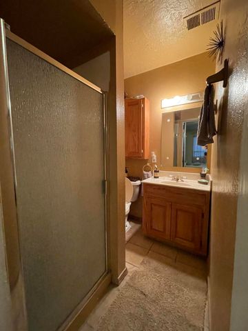 5708 Alta Vista Court SW, Albuquerque, NM 87105