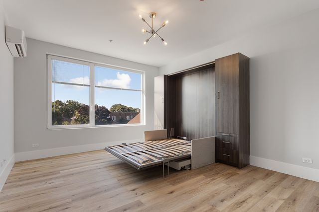 1531 W Howard Avenue 304, Chicago, IL 60626