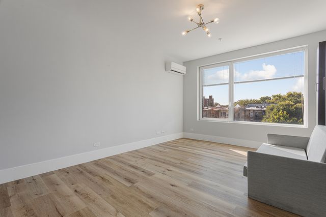 1531 W Howard Avenue 304, Chicago, IL 60626