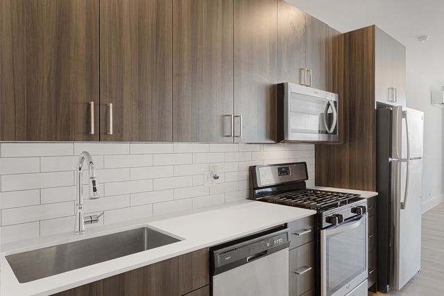 1531 W Howard Avenue 304, Chicago, IL 60626