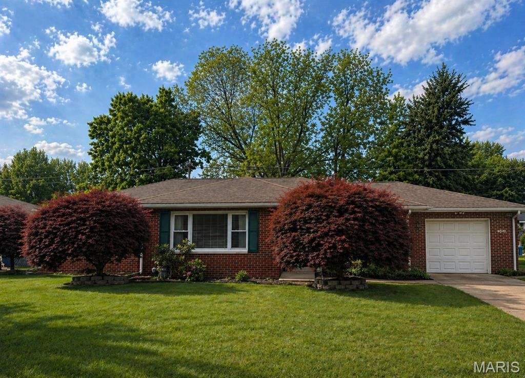 2296 Gary Avenue, Granite City, IL 62040