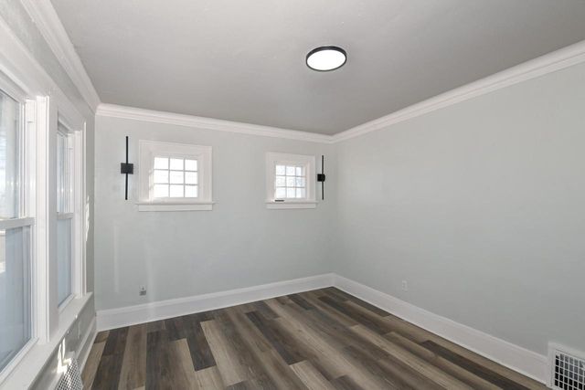 5327 W Wright STREET, Milwaukee, WI 53210