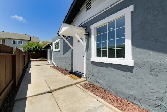 93 Bishop St, Chula Vista, CA 91911