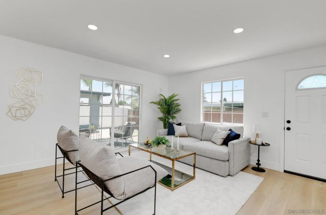 93 Bishop St, Chula Vista, CA 91911