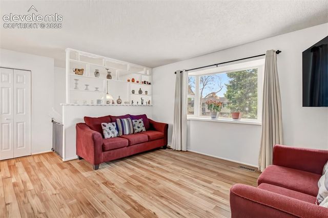 6560 President Avenue, Colorado Springs, CO 80911