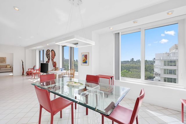 150 Bradley Place 415, Palm Beach, FL 33480