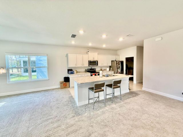 692 NE Turtleback Trail, Port St. Lucie, Port St Lucie, FL 34983