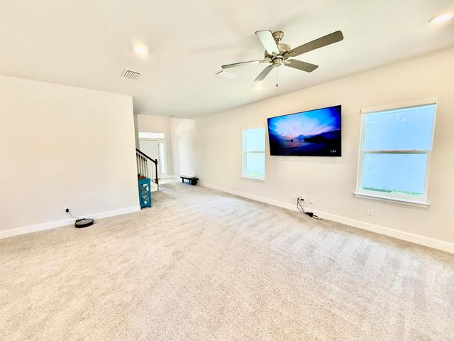 692 NE Turtleback Trail, Port St. Lucie, Port St Lucie, FL 34983