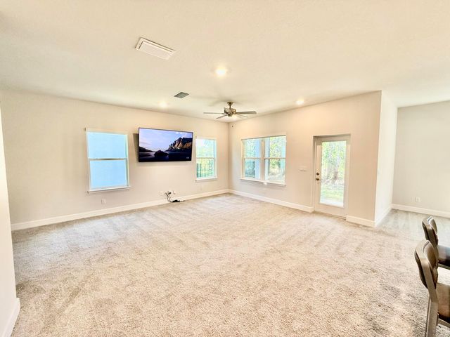 692 NE Turtleback Trail, Port St. Lucie, Port St Lucie, FL 34983