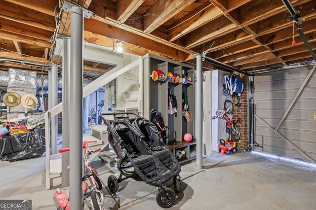 2993 Dale Drive, Atlanta, GA 30305