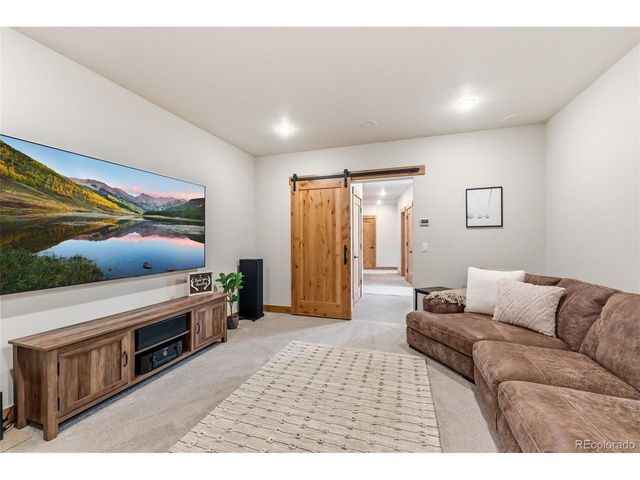 83 Mckay Pl, Silverthorne, CO 80498