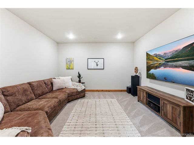 83 Mckay Pl, Silverthorne, CO 80498