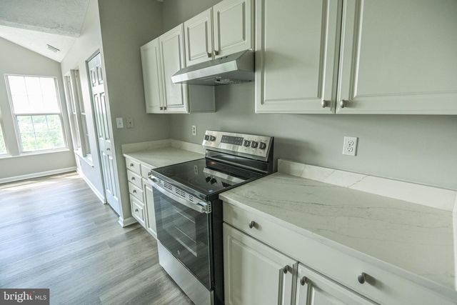 697 Winding Stream Way Unit 303, Odenton, MD 21113