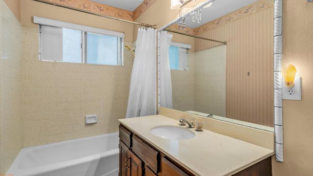 46555 Cameo Palms Drive, La Quinta, CA 92253