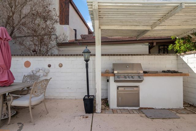 46555 Cameo Palms Drive, La Quinta, CA 92253