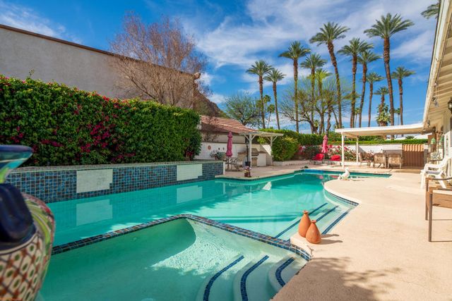 46555 Cameo Palms Drive, La Quinta, CA 92253