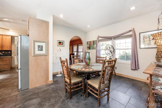 210 E Fairway Drive, Belleville, IL 62223