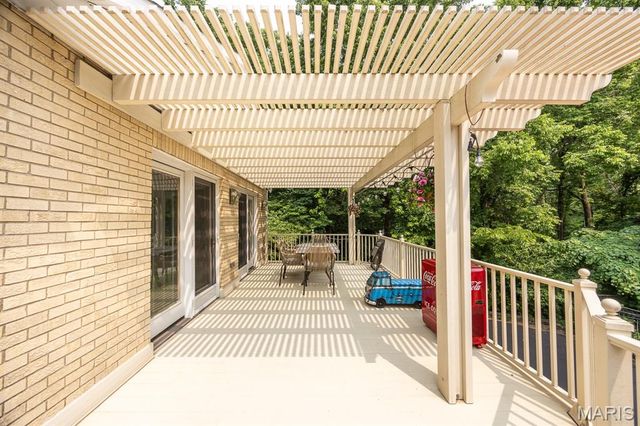 210 E Fairway Drive, Belleville, IL 62223