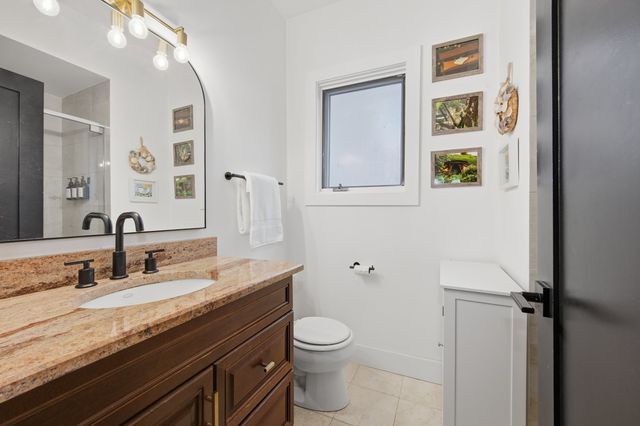 1333 N Bosworth Avenue 2, Chicago, IL 60642