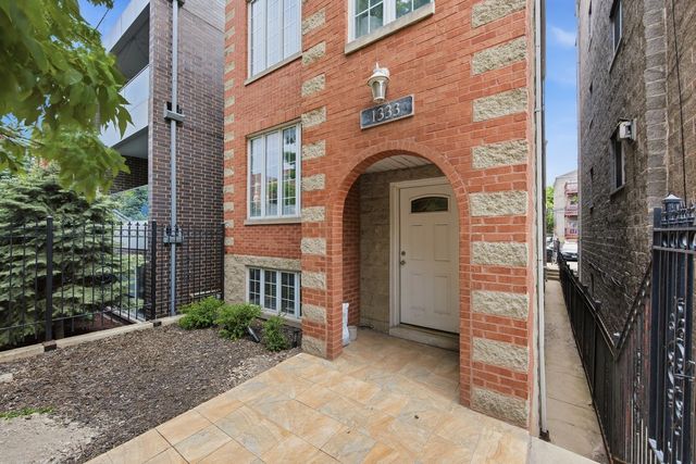 1333 N Bosworth Avenue 2, Chicago, IL 60642