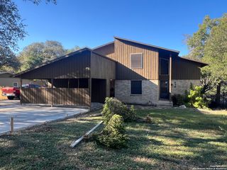 960 Canyon Drive, New Braunfels, TX 78130