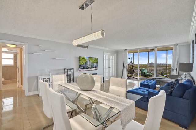 3520 Oaks Way 1010, Pompano Beach, FL 33069