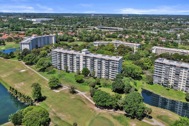 3520 Oaks Way 1010, Pompano Beach, FL 33069