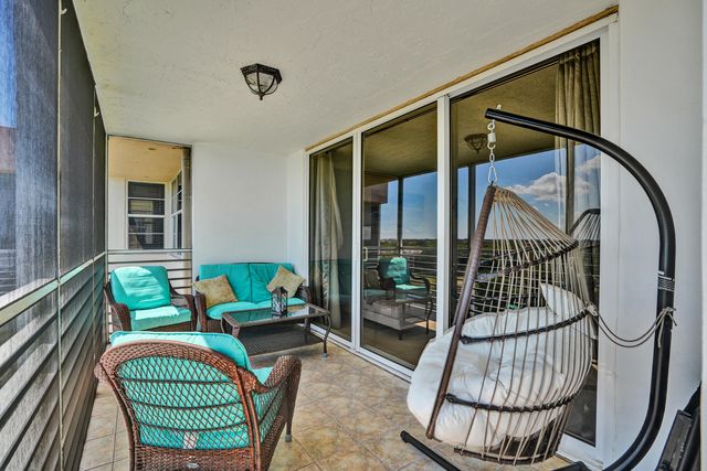 3520 Oaks Way 1010, Pompano Beach, FL 33069