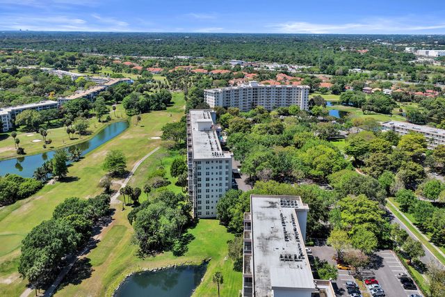 3520 Oaks Way 1010, Pompano Beach, FL 33069