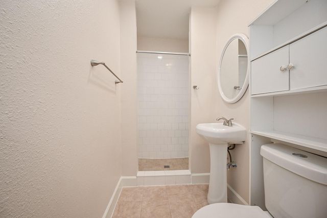 804 23rd Avenue N, Texas City, TX 77590