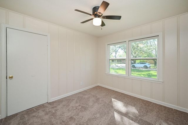 804 23rd Avenue N, Texas City, TX 77590