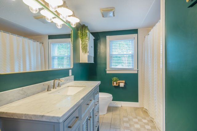 14 Justine Rd, Plymouth, MA 02360